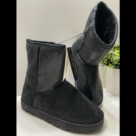 NEW Sasha Taylor Women’s Slip On Rhinestone Faux Fur Boots Black 7, 8 - Picture 8 of 9